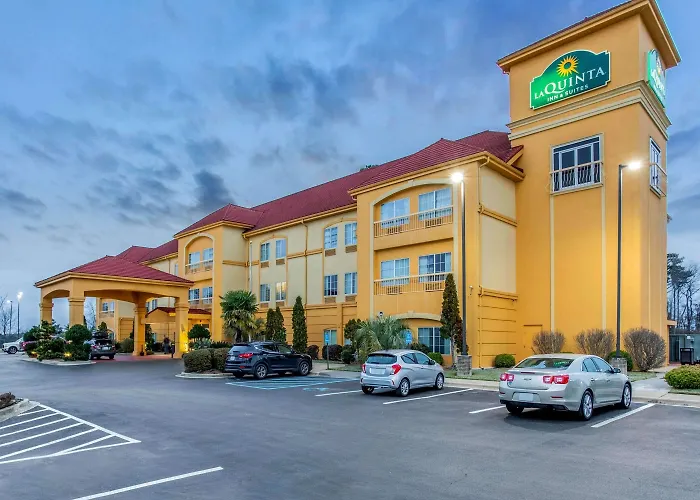 La Quinta Inn & Suites Fultondale